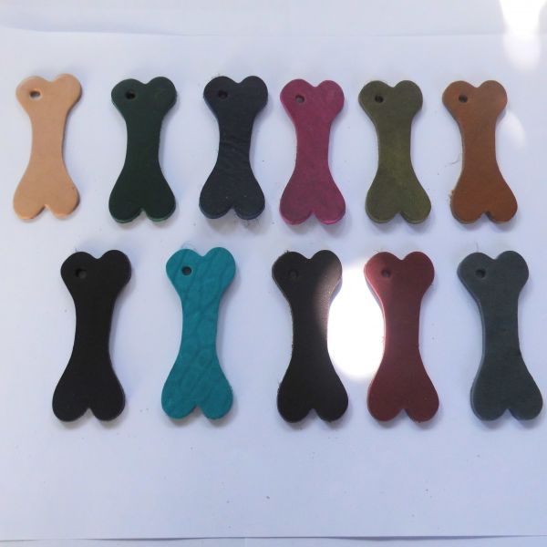 Schlüsselanhänger Rohling " Hundeknochen"  aus Fettleder versch. Farben